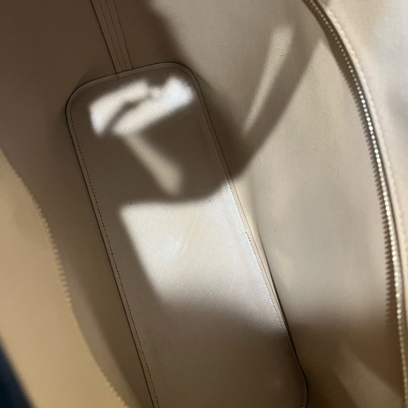 MCM BLACK SAFFIANO LEATHER TOTE WITH POUCH - Picture 11 of 16